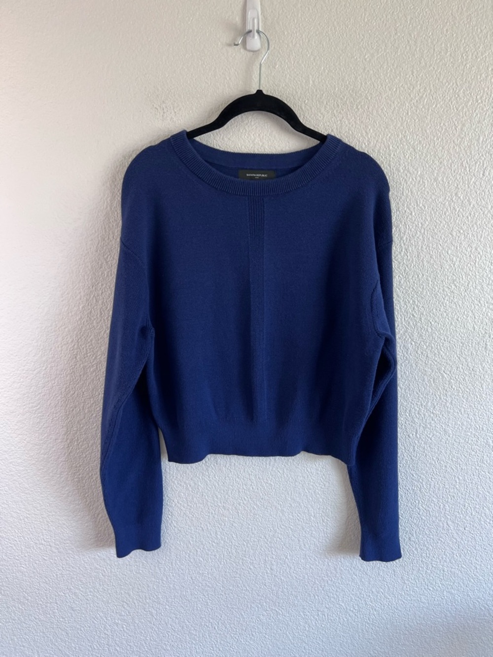 Banana Republic Factory Women's Crewneck Waist Length Sweater Ribbed Design Navy